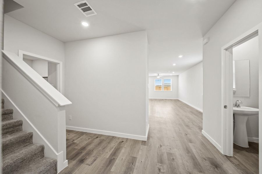 Spacious, unfurnished interior of a new home in Valor Park, Bay City (Image 10). Spacious, unfurnished interior of a new home in Valor Park, Bay City (Image 10).