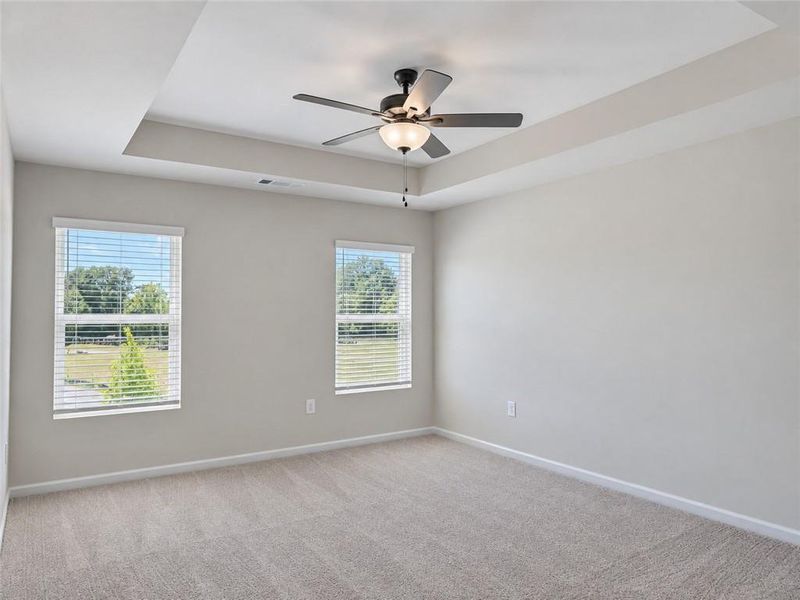 Spacious, unfurnished interior of a new home in Lake Carlton, Loganville (Image 6).