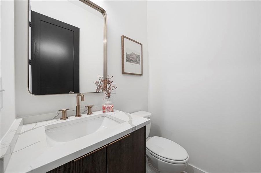 Furnished interior view inside a new home in , Atlanta (Image 9).