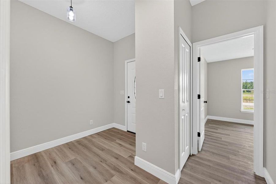 Spacious, unfurnished interior of a new home in , Eustis (Image 37).