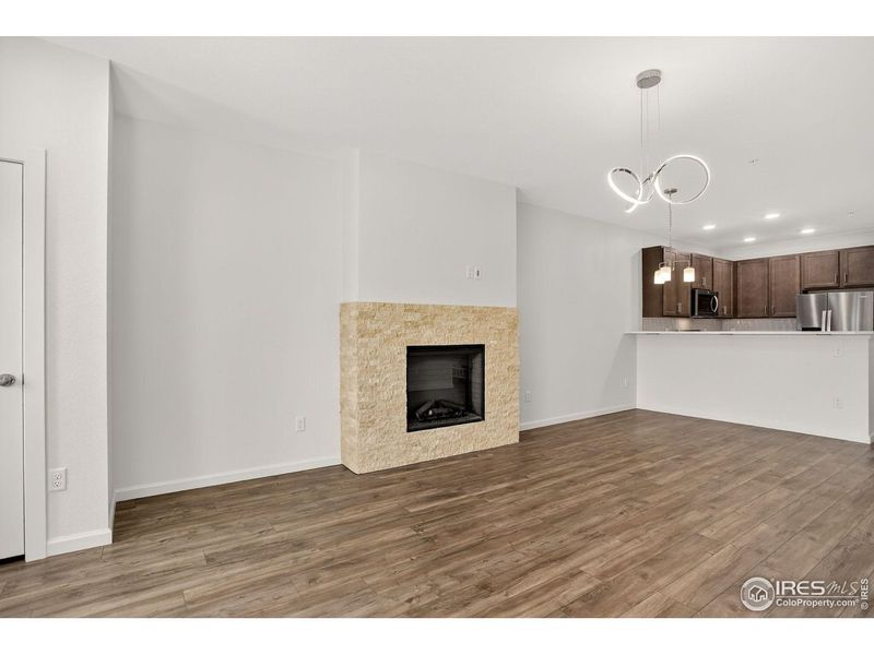 Spacious, unfurnished interior of a new home in , Longmont (Image 25).