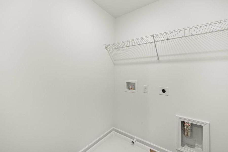 Spacious, unfurnished interior of a new home in Timber Ridge: Timber Ridge 42', Douglasville (Image 24). Spacious, unfurnished interior of a new home in Timber Ridge: Timber Ridge 42', Douglasville (Image 24).