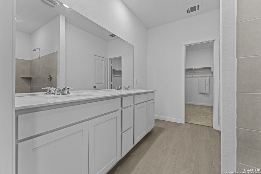 Furnished interior view inside a new home in , New Braunfels (Image 10).