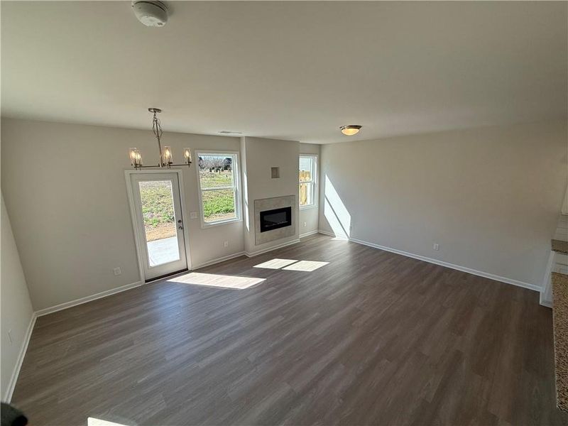 Spacious, unfurnished interior of a new home in Longview Run, Decatur (Image 5).