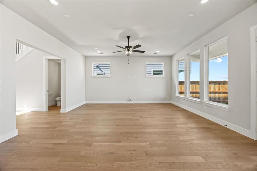 Spacious, unfurnished interior of a new home in North Square at Uptown, Celina (Image 18).