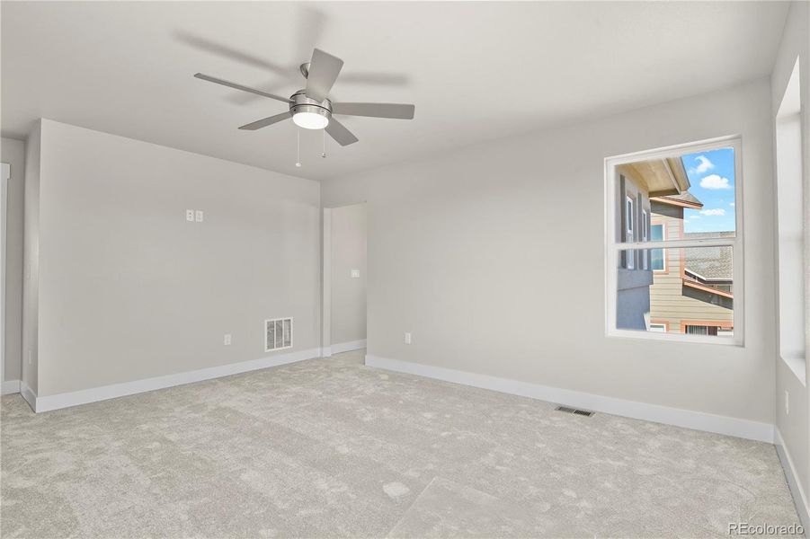 Spacious, unfurnished interior of a new home in , Colorado Springs (Image 22).