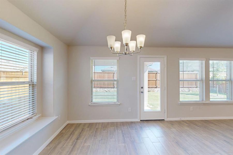 Spacious, unfurnished interior of a new home in Mobberly Farms, Pilot Point (Image 27).