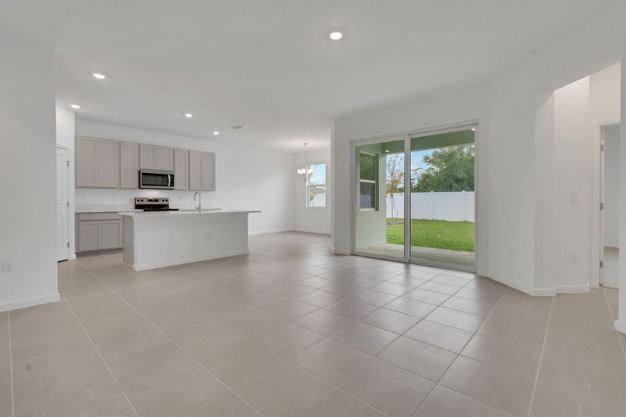 Winter Haven, FL New Home.  - Slide 19