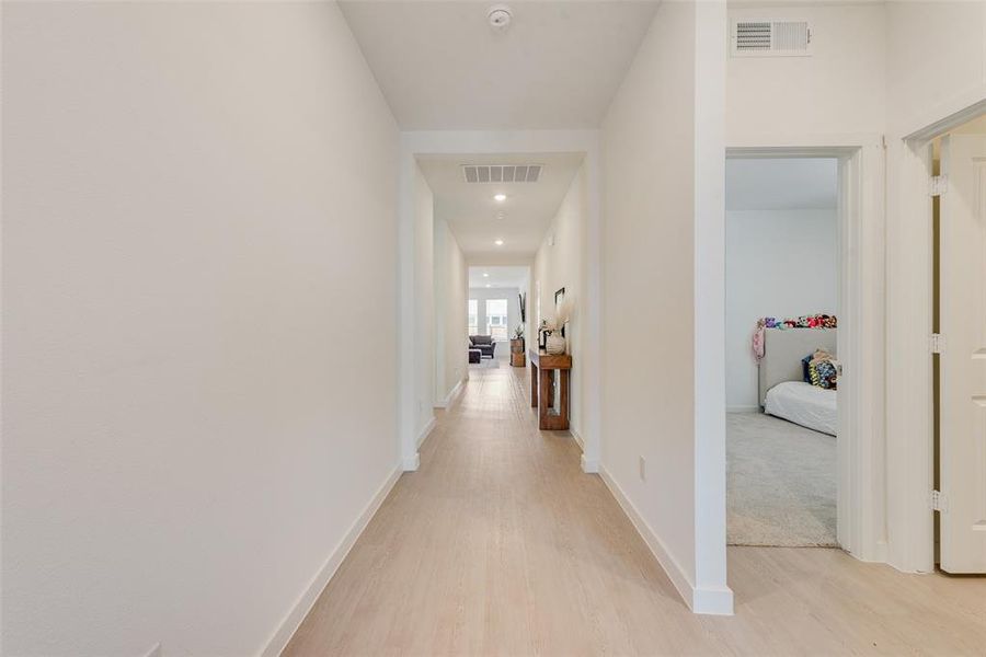 Spacious, unfurnished interior of a new home in Reatta Ridge, Justin (Image 24).