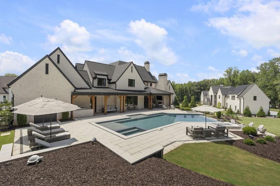 Exterior details and patio area of a home in Lyndon Creek, Milton (Image 31).