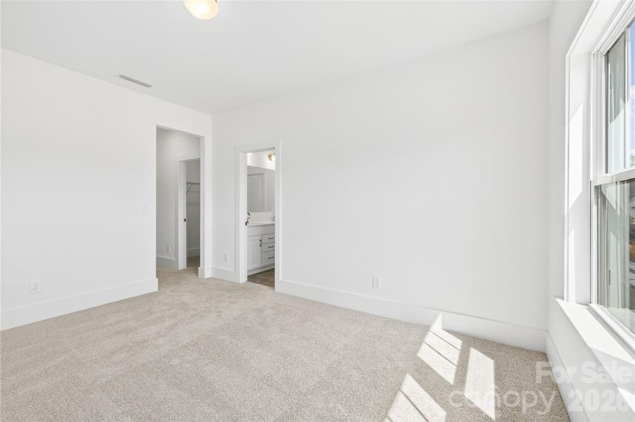 Spacious, unfurnished interior of a new home in Edgewater Lakeview On Your Lot, Lancaster (Image 47).