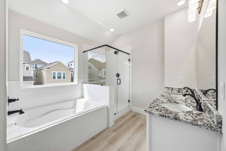 13218 Opera Dr - Rembrandt - Primary Bathroom