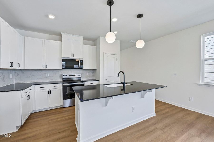 15-web-or-mls-Oakdale Dr-S2204-015 15-web-or-mls-Oakdale Dr-S2204-015