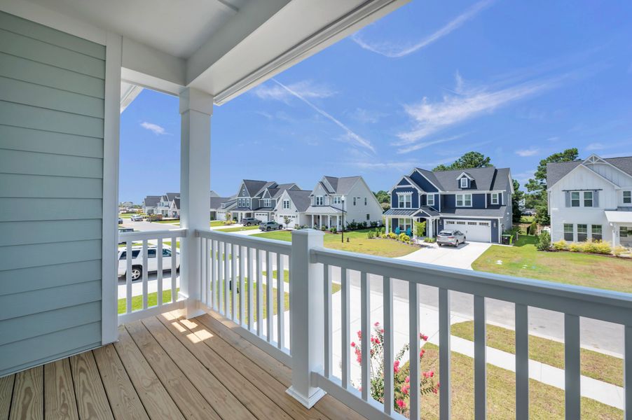 Representative exterior details of a home built from the The Highland by RobuckHomes in Windwater, Hampstead (Image 27).