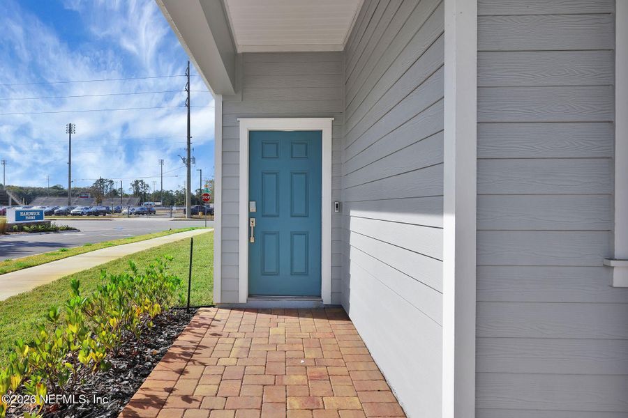 Exterior details and patio area of a home in , Jacksonville (Image 24).