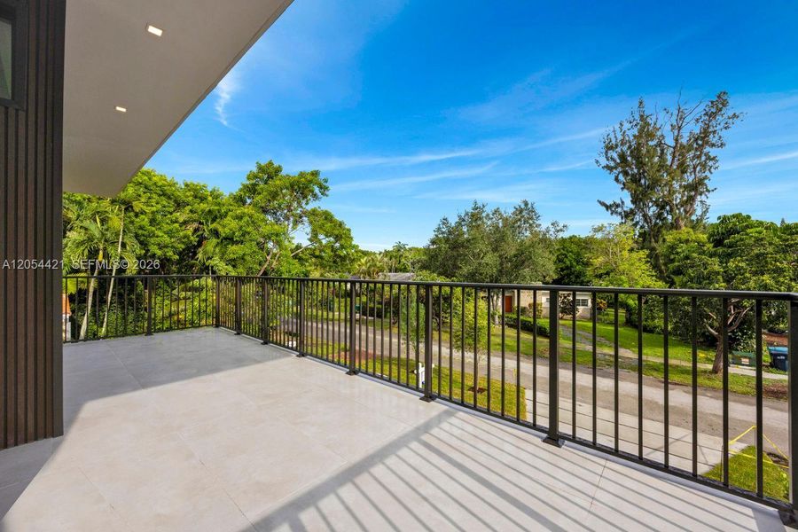 Exterior details and patio area of a home in , Miami (Image 34).