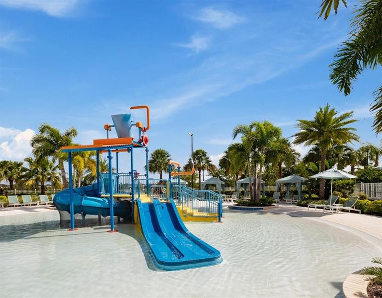 Community amenities in Solara Resort, Kissimmee (Image 4).