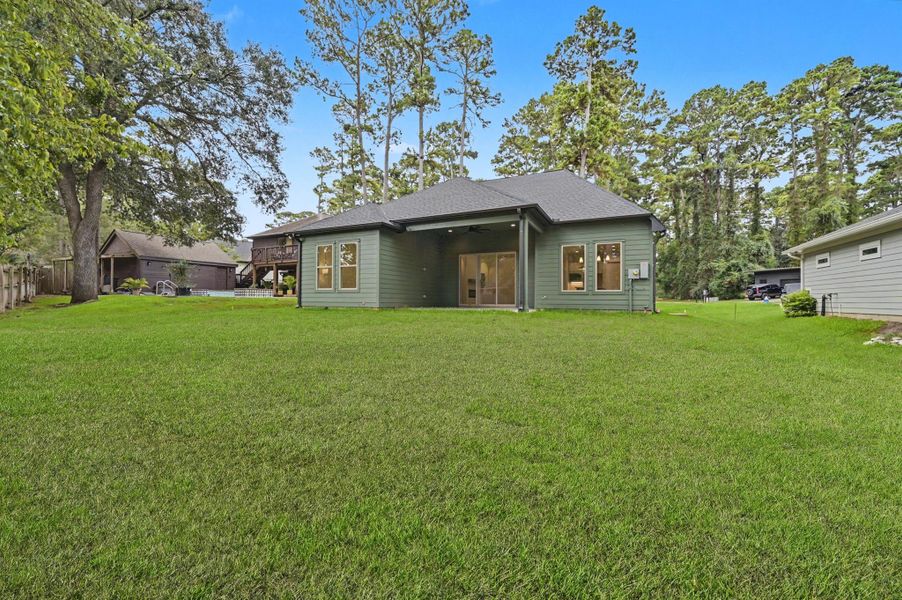 Exterior details and patio area of a home in , Willis (Image 29).