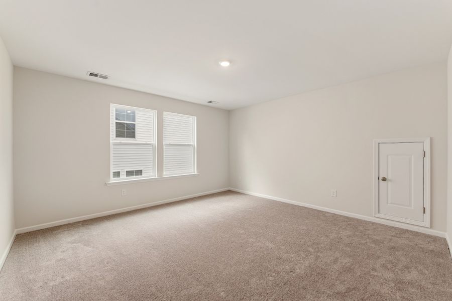 Spacious, unfurnished interior of a new home in Landmark Commons, Boiling Springs (Image 22). Spacious, unfurnished interior of a new home in Landmark Commons, Boiling Springs (Image 22).