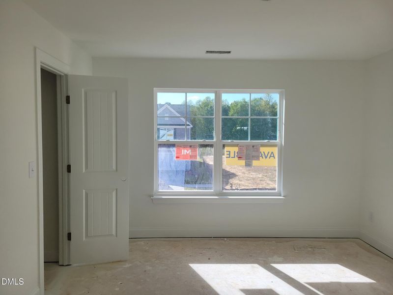 EF 21 front Bedroom 10-4-25 EF 21 front Bedroom 10-4-25