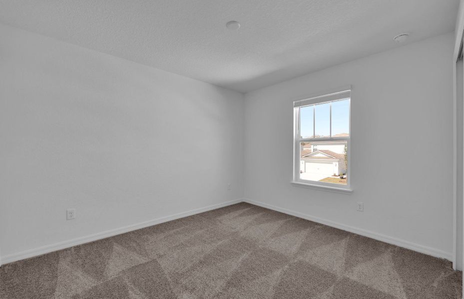 Spacious, unfurnished interior of a new home in Wells Landing, Jacksonville (Image 19).