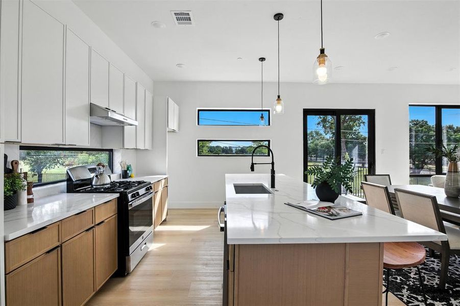 Furnished interior view inside a new home in , Dallas (Image 18).