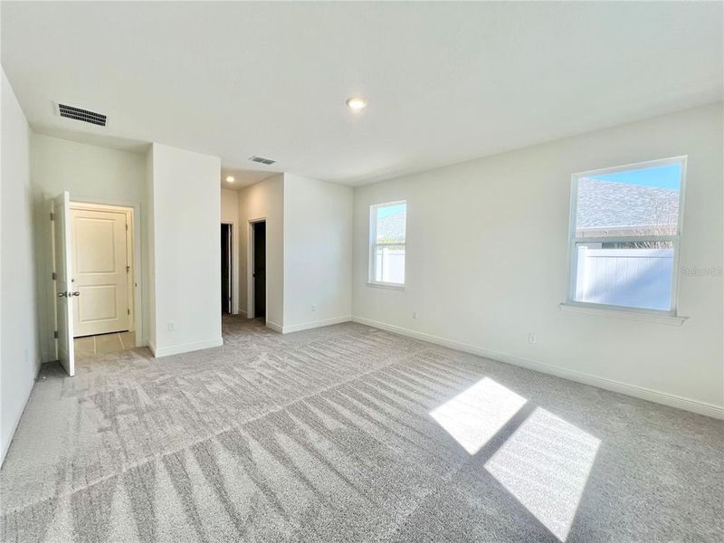 Spacious, unfurnished interior of a new home in Palm Coast, Palm Coast (Image 19).