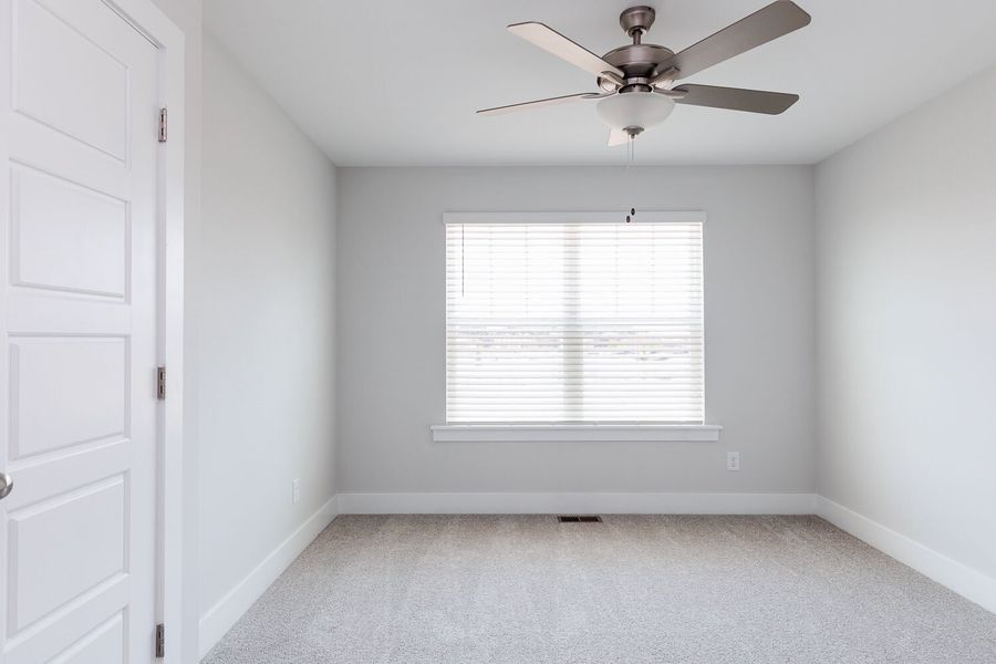 Spacious, unfurnished interior of a new home in Vaughan Farms, Angier (Image 15).