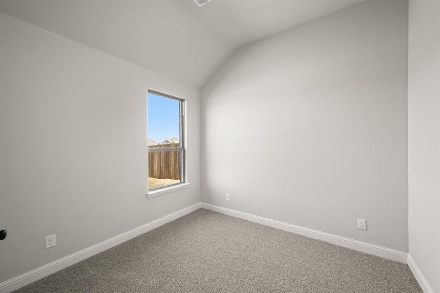 Spacious, unfurnished interior of a new home in The Retreat - Phase 1, Waxahachie (Image 27). Spacious, unfurnished interior of a new home in The Retreat - Phase 1, Waxahachie (Image 27).