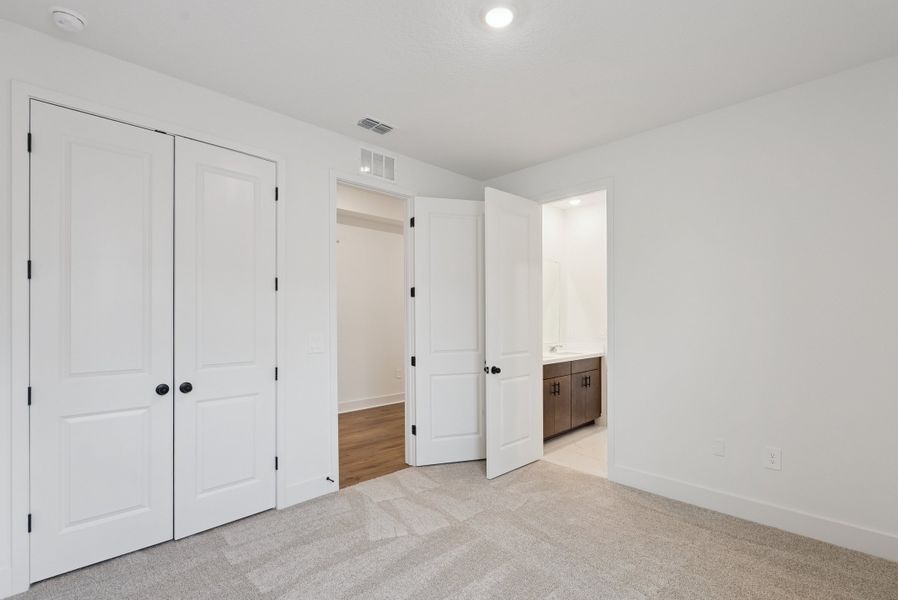 Bedroom 3 w/ Jack & Jill Bathroom