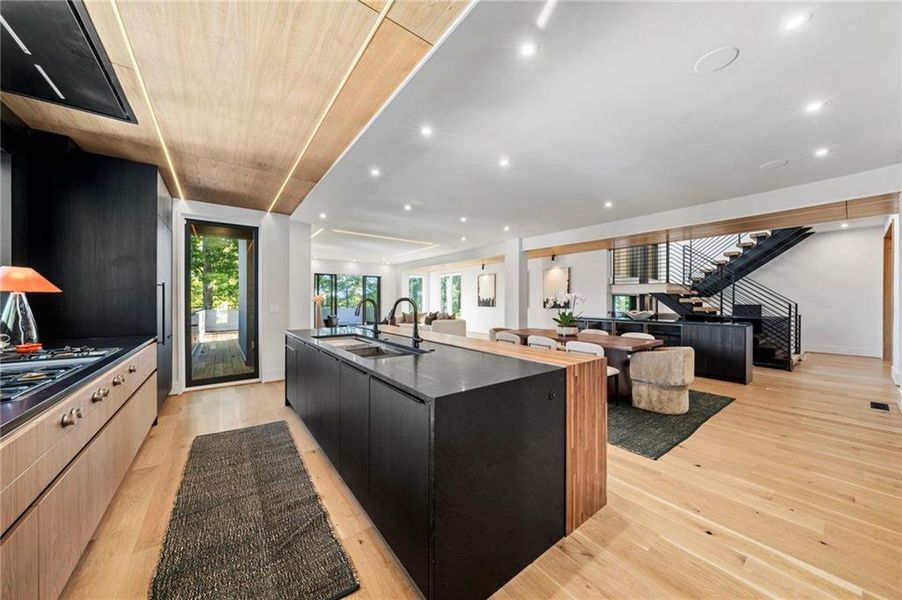 Image 105 of a home in .