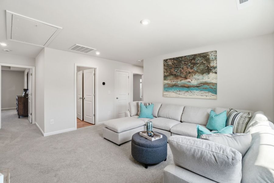 Furnished interior view inside a new home in Waxhaw Landing, Monroe (Image 26). Furnished interior view inside a new home in Waxhaw Landing, Monroe (Image 26).