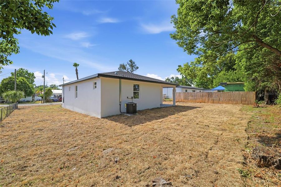 Exterior details and patio area of a home in , Dade City (Image 25).