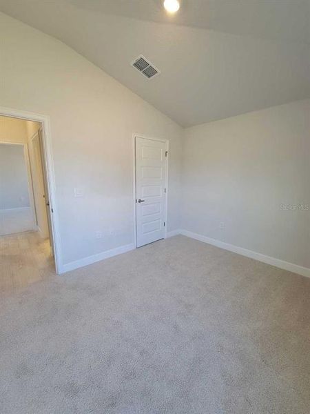 Spacious, unfurnished interior of a new home in Ocala Crossings South, Ocala (Image 22).