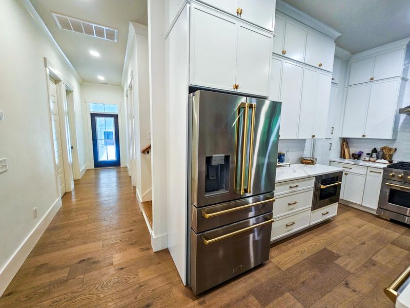 Furnished interior view inside a new home in , Seabrook (Image 40). Furnished interior view inside a new home in , Seabrook (Image 40).