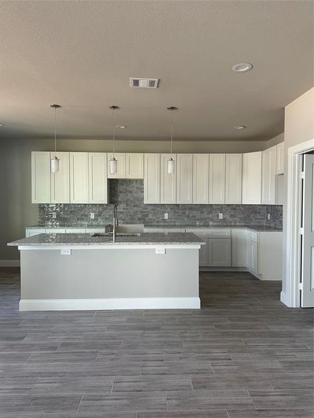 Image 32 of a home in .