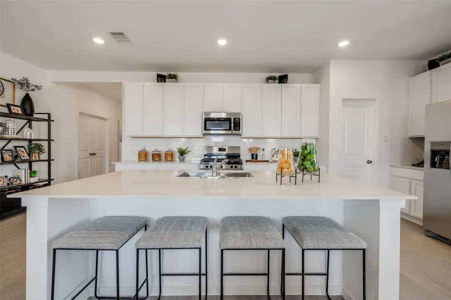 *This photo is a representation. Not actual homesite* *This photo is a representation. Not actual homesite*