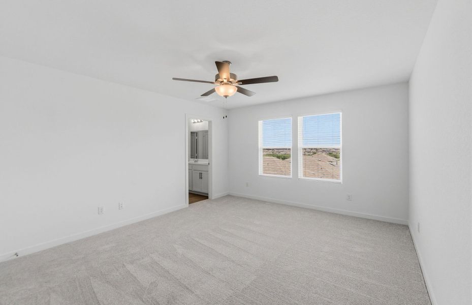 Spacious, unfurnished interior of a new home in Skyview, Belton (Image 42).