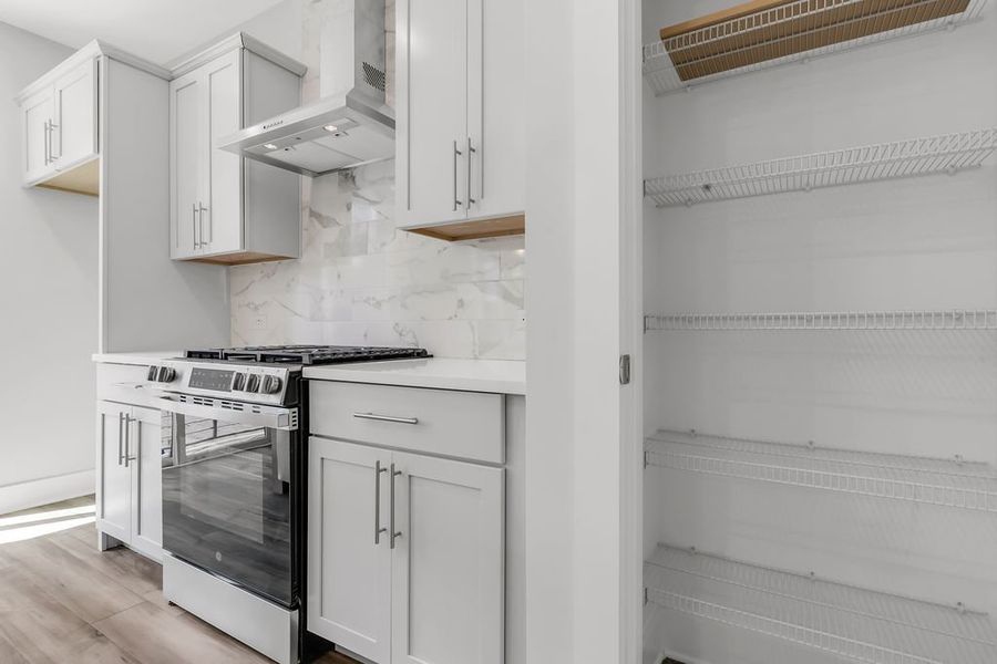 Furnished interior view inside a new home in Echo Park, Suwanee (Image 12).
