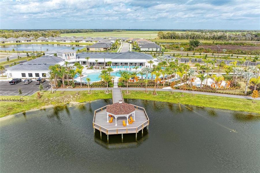 Community amenities in , Parrish (Image 65).