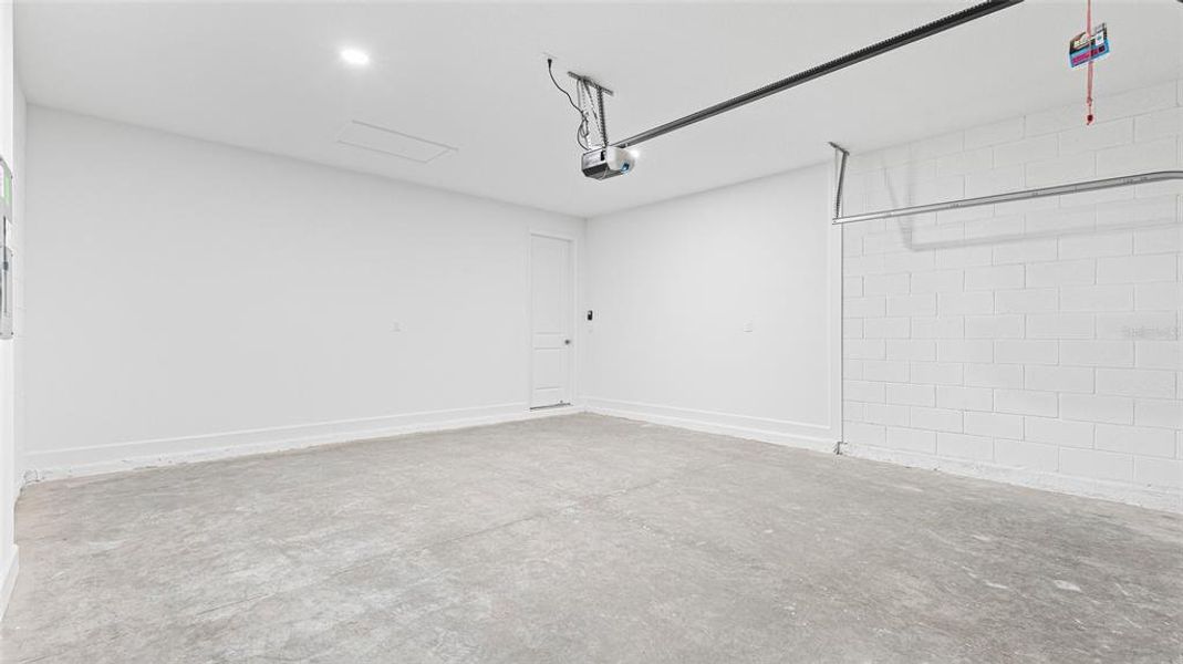 Spacious, unfurnished interior of a new home in Cresswind DeLand, Deland (Image 34). Spacious, unfurnished interior of a new home in Cresswind DeLand, Deland (Image 34).