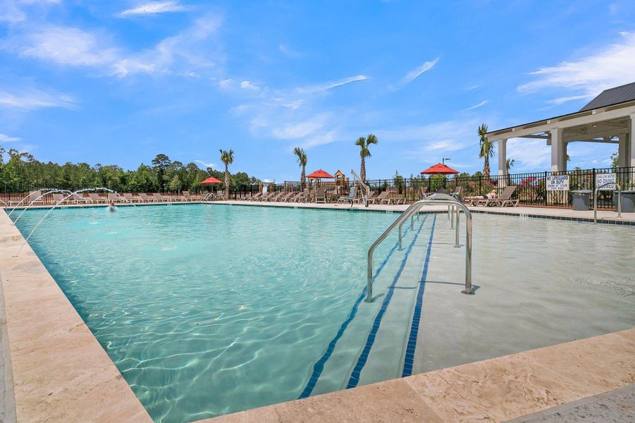 Community amenities in Hewing Farms, Summerville (Image 46).