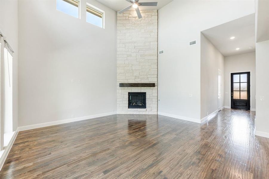 Spacious, unfurnished interior of a new home in Mockingbird Heights Classic 60, Midlothian (Image 35).