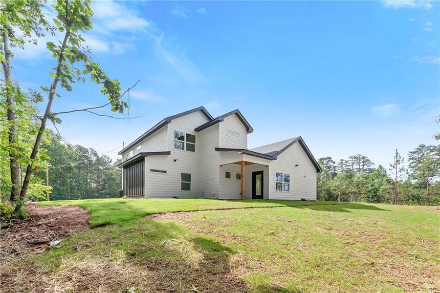 Image 37 of a home in .