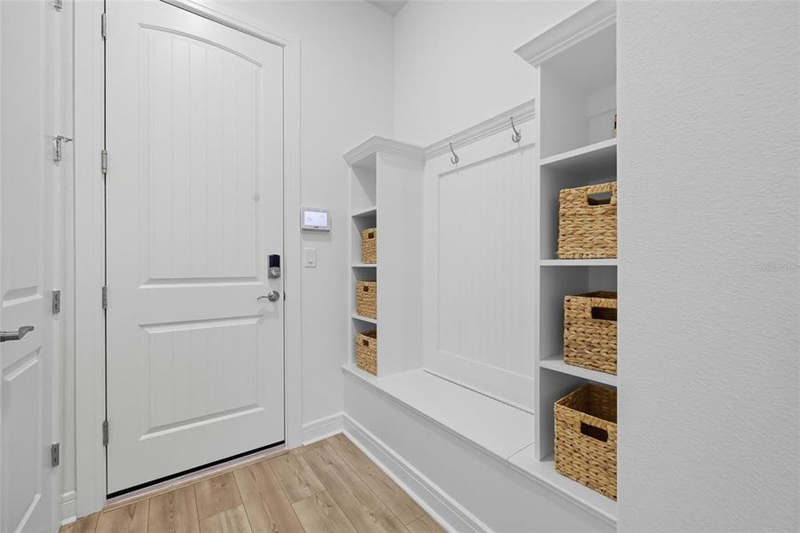 Furnished interior view inside a new home in , Orlando (Image 45).