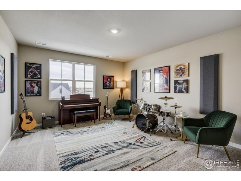 Furnished interior view inside a new home in Farmstead, Berthoud (Image 14).
