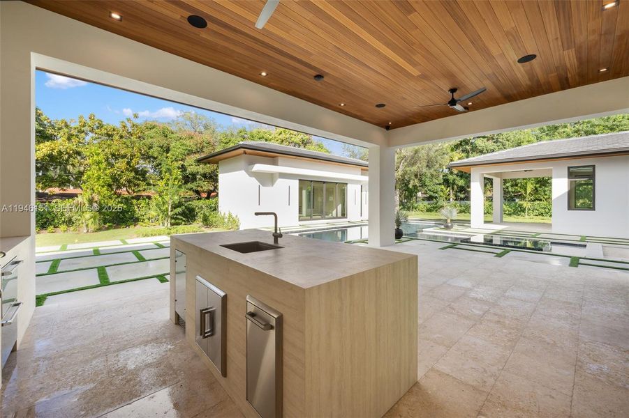 Exterior details and patio area of a home in , Pinecrest (Image 44).