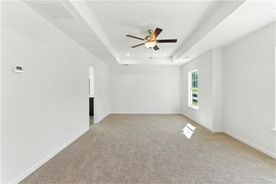 Spacious, unfurnished interior of a new home in Maple Village, Adairsville (Image 19).