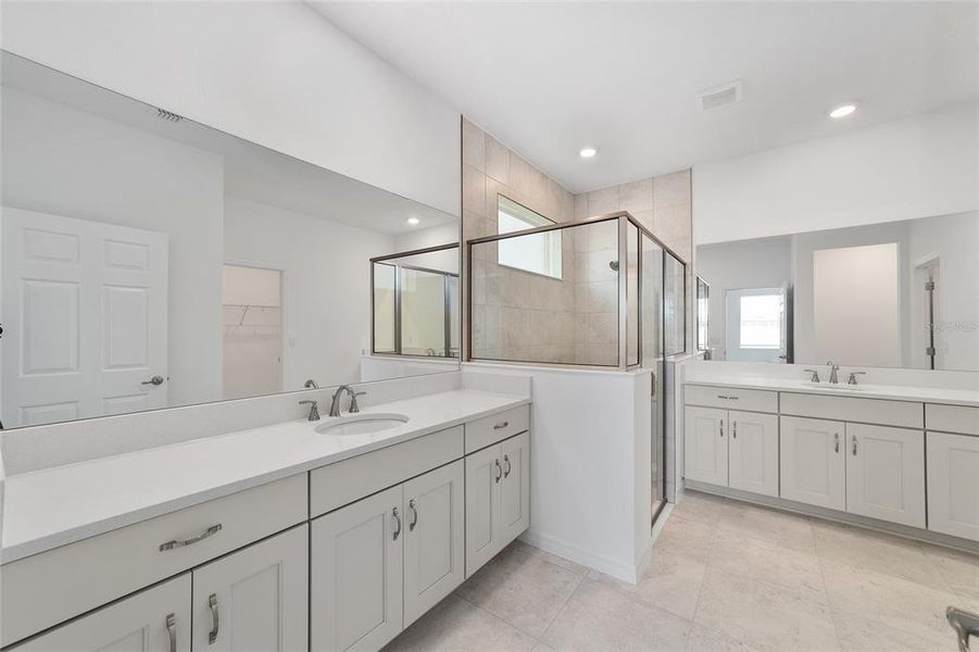 Furnished interior view inside a new home in Calesa Township, Ocala (Image 11).