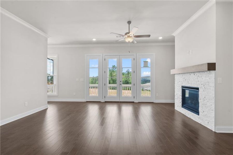 Spacious, unfurnished interior of a new home in Palisades Single Family, Cumming (Image 19).